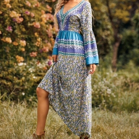 WESTERN/ GYPSY PAISLEY MAXI DRESS - Picture 5 of 12